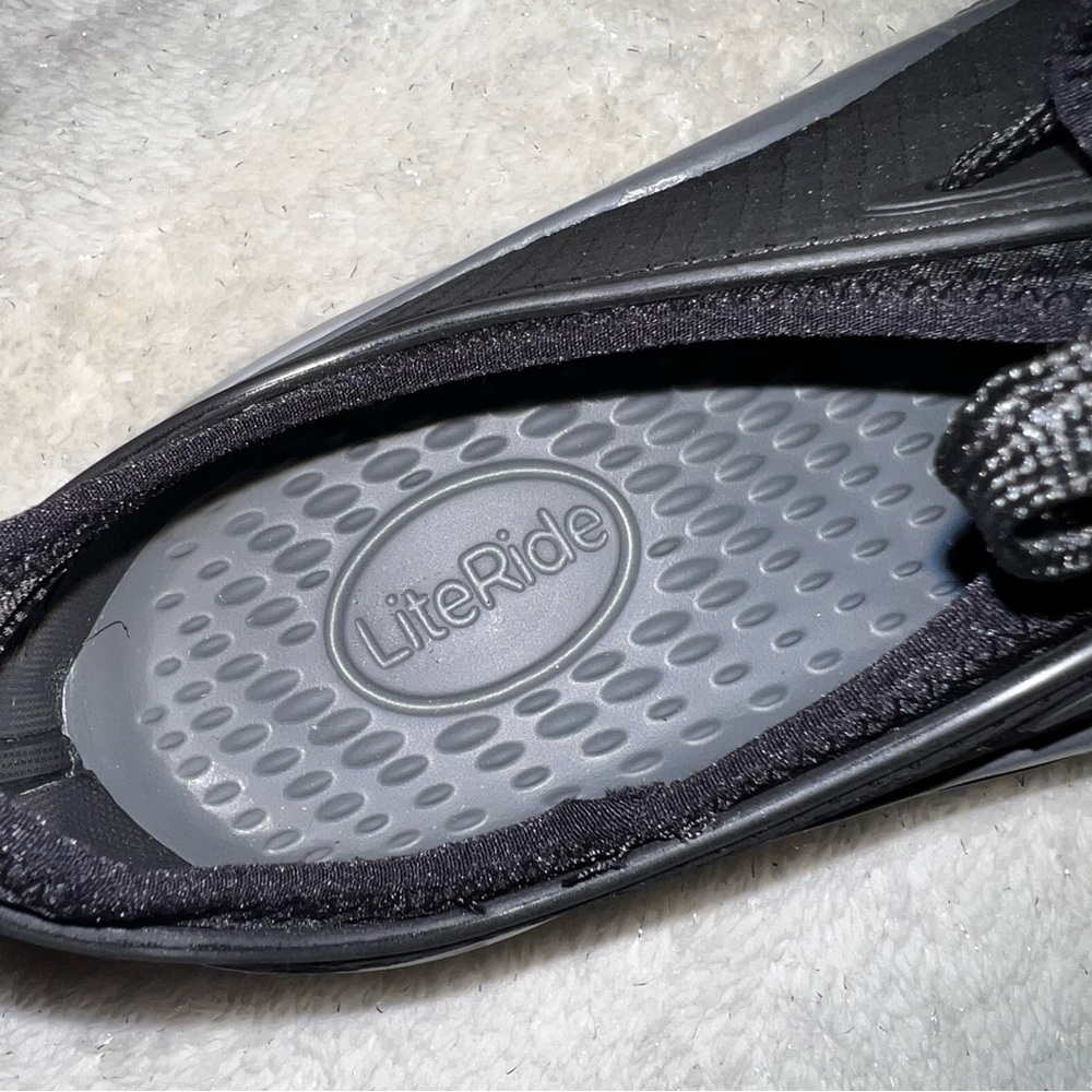 Crocs shoes Men’s size 10 - Picture 8 of 10